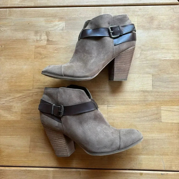 Carlos by Carlos Santana Harvest 2 Brown Buckle Ankle Boots Women's Size 9 - Picture 1 of 12